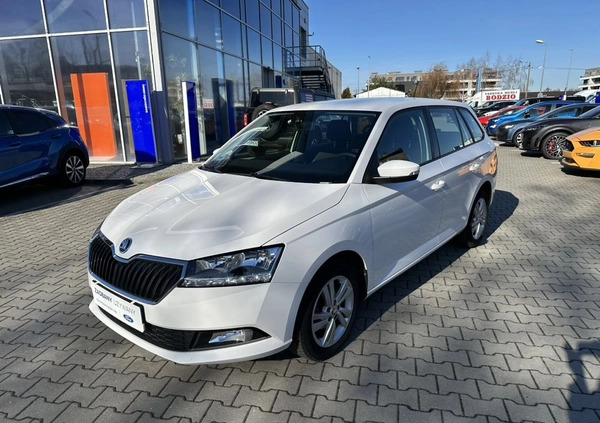 Skoda Fabia cena 45900 przebieg: 106400, rok produkcji 2020 z Opole małe 121